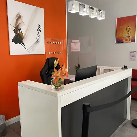 Hotell Anna Livia 3*