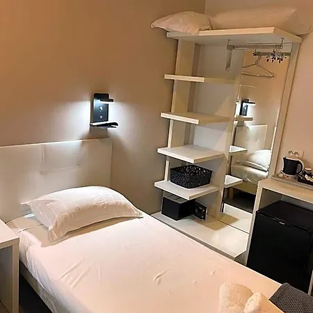 Anna Livia Cannes