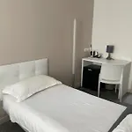 安娜里维阿酒店 戛纳