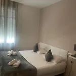 安娜里维阿酒店 3*