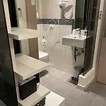 安娜里维阿酒店 酒店